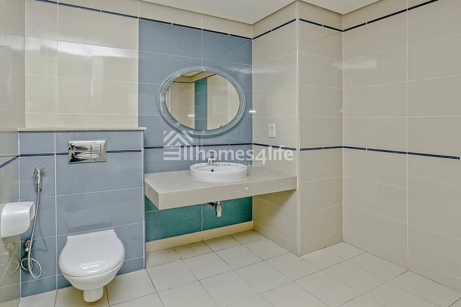 23 Ready To Move| Spacious Townhouses| Multiple Units| Near Metro Station| Near Expo Site| Good For Investment & End Use