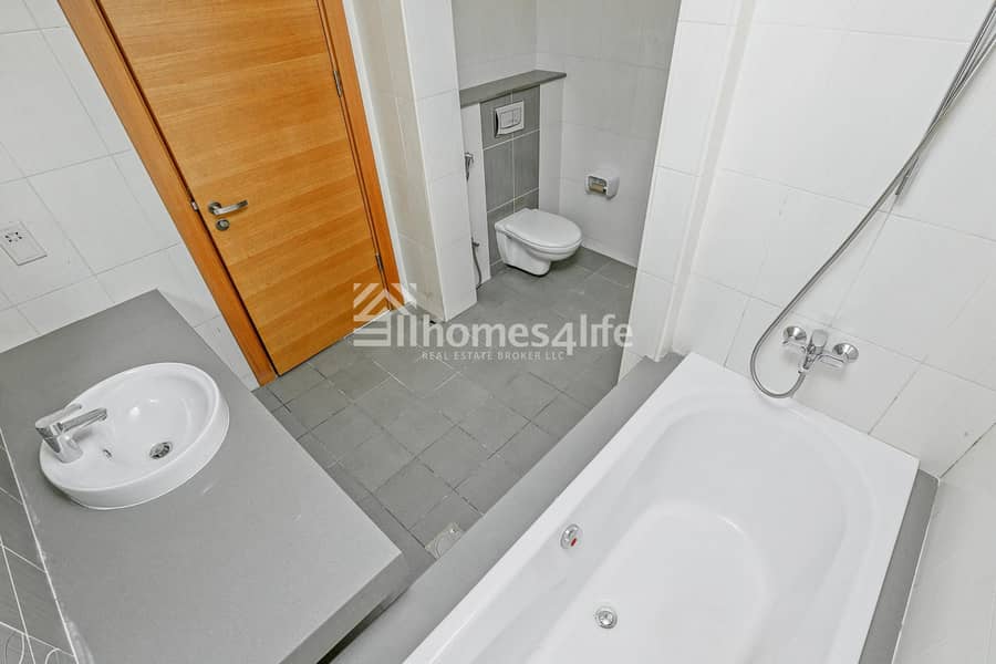26 Ready To Move| Spacious Townhouses| Multiple Units| Near Metro Station| Near Expo Site| Good For Investment & End Use