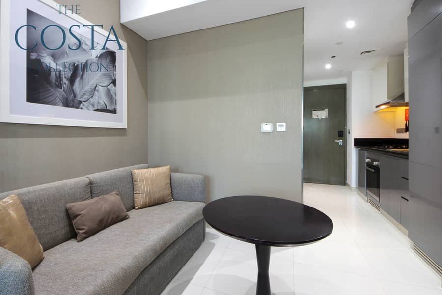 4 A - Living room & Kitchen (2). jpg