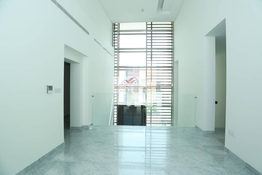8 Luxury - 5 Bedroom Contemporary Villa for Urgent Sale
