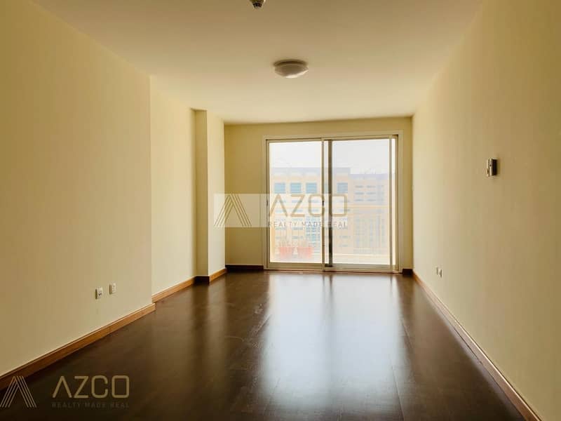 Beautiful Fully Upgraded 2 bedroom apartment | Grab Now