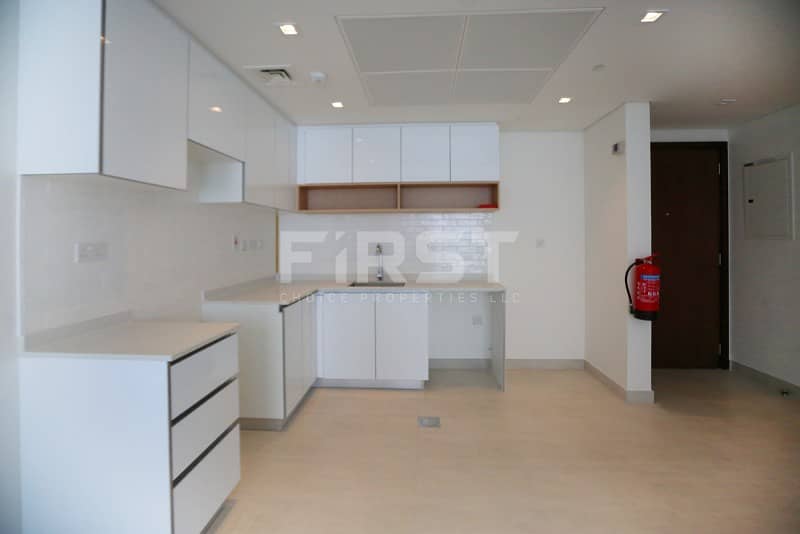 10 Internal Photos of 2 Bedroom Apartment in The Bridges Shams Abu Dhabi UAE (5). jpeg