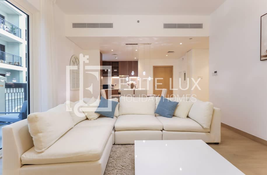 6 Living Room 5-min-min. jpg