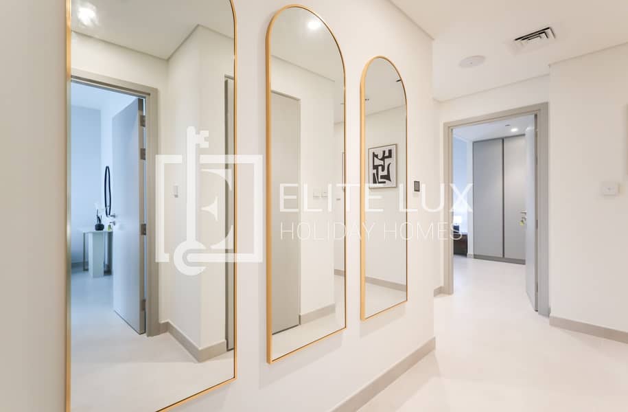 24 Hallway 2-min. jpg
