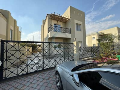 فيلا مجمع سكني 4 غرف نوم للايجار في ليفينغ ليجيندز، دبي - 5bcc204a-ef48-4be3-b20f-9c2de71e0ad5. jpeg