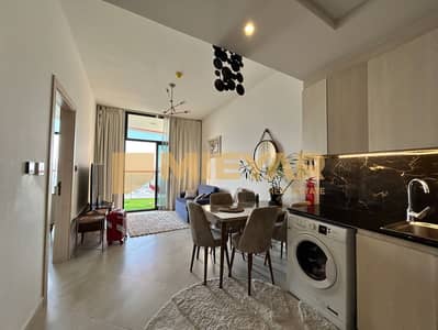 THE APARTMENT HAS GOOD FEATURES;2 PARKIN // HIGH FLOOF // FULLY  FURNISHED//VIEW OF ZABEEL 1 and 2 and burj khalifa