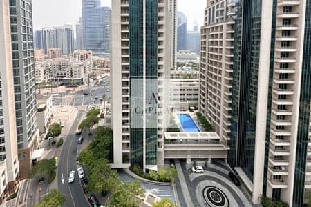 Spacious Apartment | Upgraded | Mid Floor