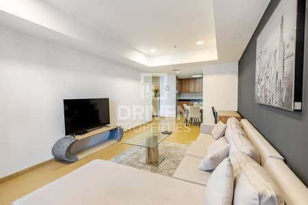 1 Bedroom Apartment for Sale in Dubai Marina, Dubai - Vacant | Upgraded Apartment | Furnished