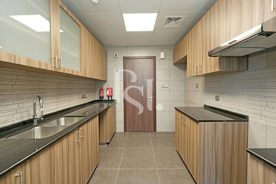 11 2BRM-AP257192-Unit-621-Ajwan-Al-Saadiyat-Island-Abu-Dhabi-UAE (7). jpg