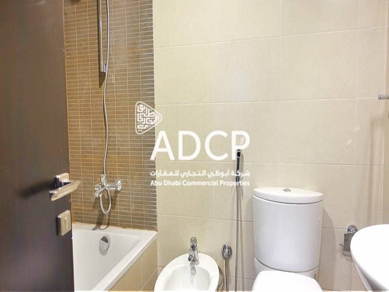 7 Bathroom-1. jpg
