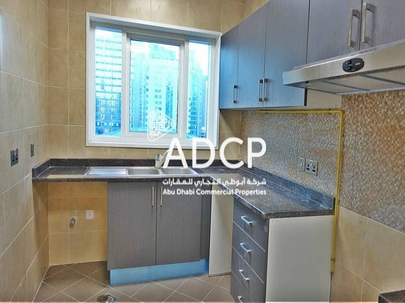 12 Kitchen2-1. jpg