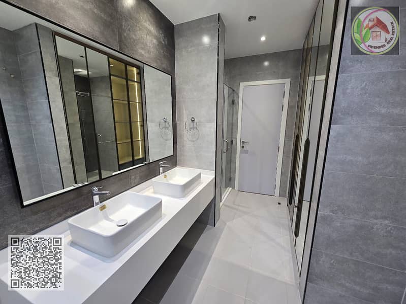 14 26c4a47e-2ebc-4d69-aa15-6363cc72a1e5. jpg