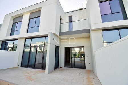 3 Bedroom Townhouse for Rent in Al Furjan, Dubai - Family-Friendly | 3BR + Maid | Prime Location