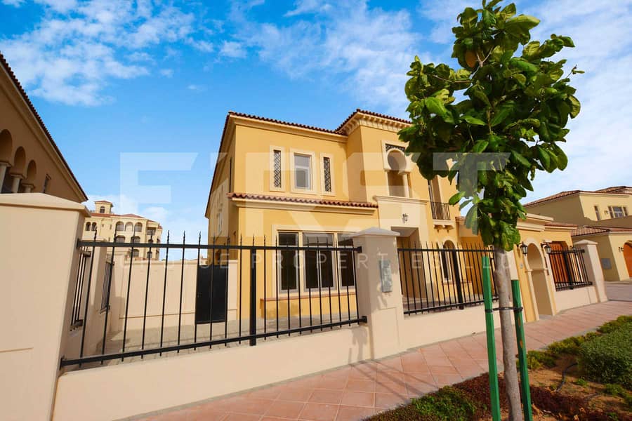 13 External Photo of Delux 5 Bedroom Villa in Saadiyat Beach Villas Saadiyat Island Abu Dhabi UAE (3). jpg