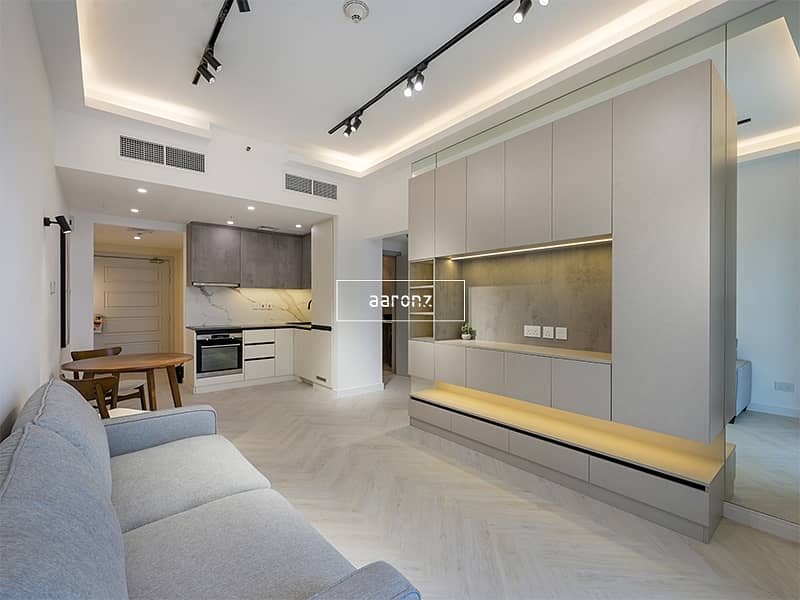 Fully Upgraded | Furnished | High Floor | Vacant Fully Upgraded | Furnished | High Floor | Vacant