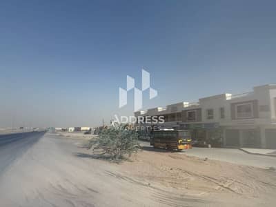 Building for Sale in Al Sajaa Industrial, Sharjah - cb6e30e9-f186-4017-bc11-ecce7aef0cf3. jpg