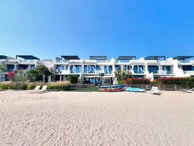Luxurious l Sun Rise Sea View l  Roof Terrace