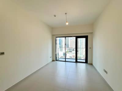 Ready to Move in | Unfurnished | Chiller Free