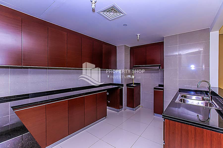 16 3-bedroom-apartment-al-reem-island-marina-square-mrina-heights-1-kitchen-2. JPG