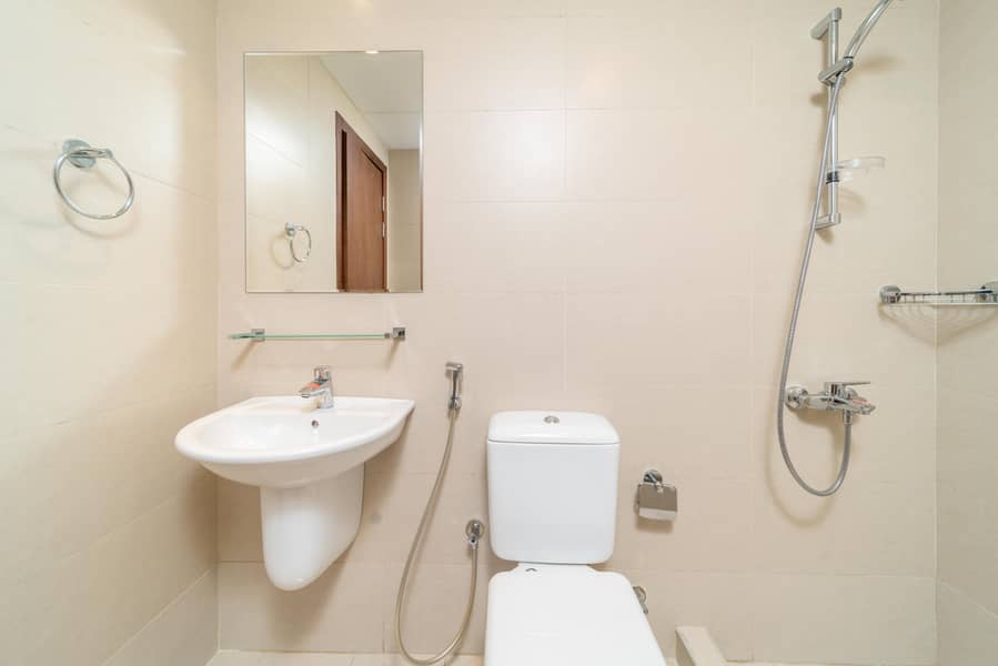 8 106 _ 1 BR-17. jpg