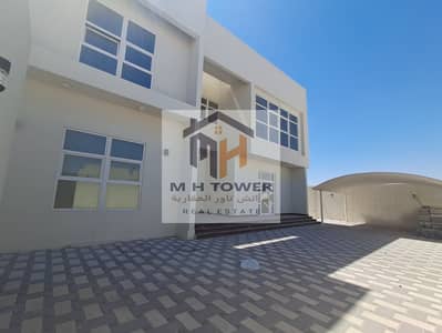 利雅得古城区， 阿布扎比 7 卧室别墅待租 - ٢٠٢٥٠٤١٠_١٠٥٣٤٢. jpg