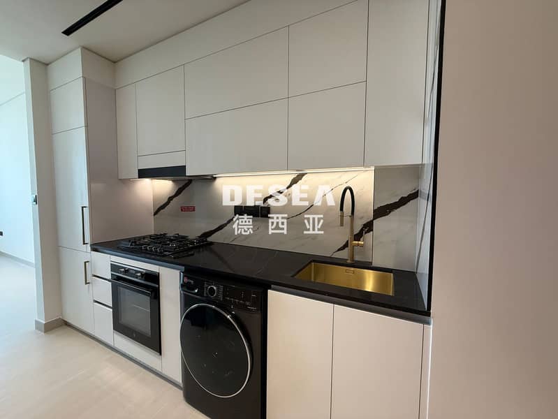 20 KITCHEN (4). jpg