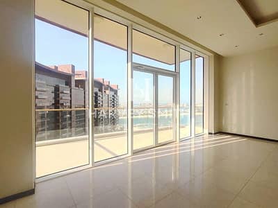 1 Bedroom Apartment for Rent in Palm Jumeirah, Dubai - Scenic Views | Cozy 1BR | Direct Beach Access