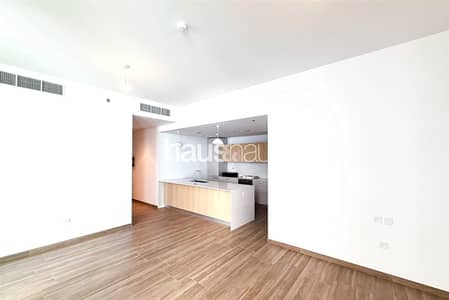 1 Bedroom Flat for Sale in Jumeirah Village Circle (JVC), Dubai - Vacant | Brand New | Pool View | Large Layout