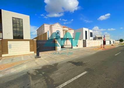 5 Cпальни Вилла Продажа в Халифа Сити, Абу-Даби - New Project(9). jpg