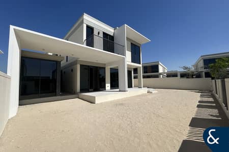 5 Bedroom Villa for Rent in Tilal Al Ghaf, Dubai - Corner plot | Great location | Vacant