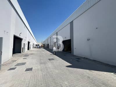 Warehouse for Rent in Al Qusais, Dubai - BRAND NEW | ROAD FACING | MEZANINE | 25 KW