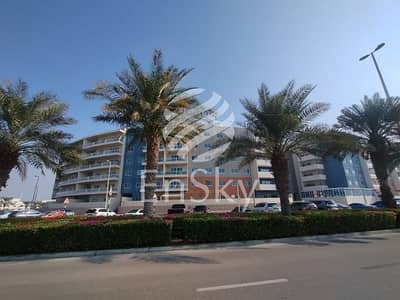 3 Bedroom Apartment for Sale in Al Reef, Abu Dhabi - 3+Maid Apartment  / Open View / Rent Back