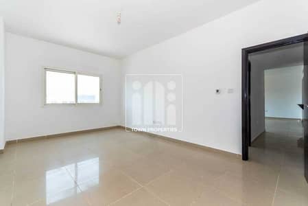 2 Bedroom Flat for Sale in Al Reef, Abu Dhabi - 02. jpeg