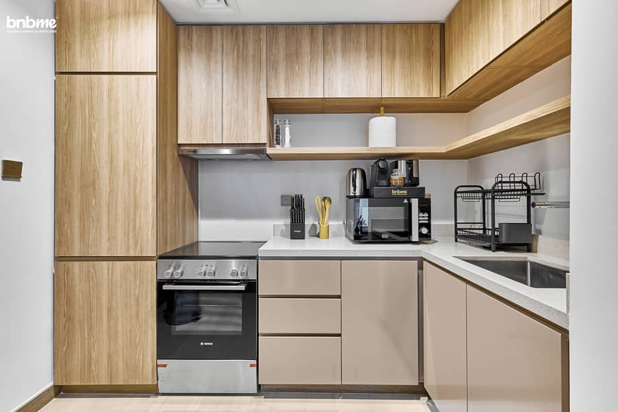 6 Kitchen (2). jpg