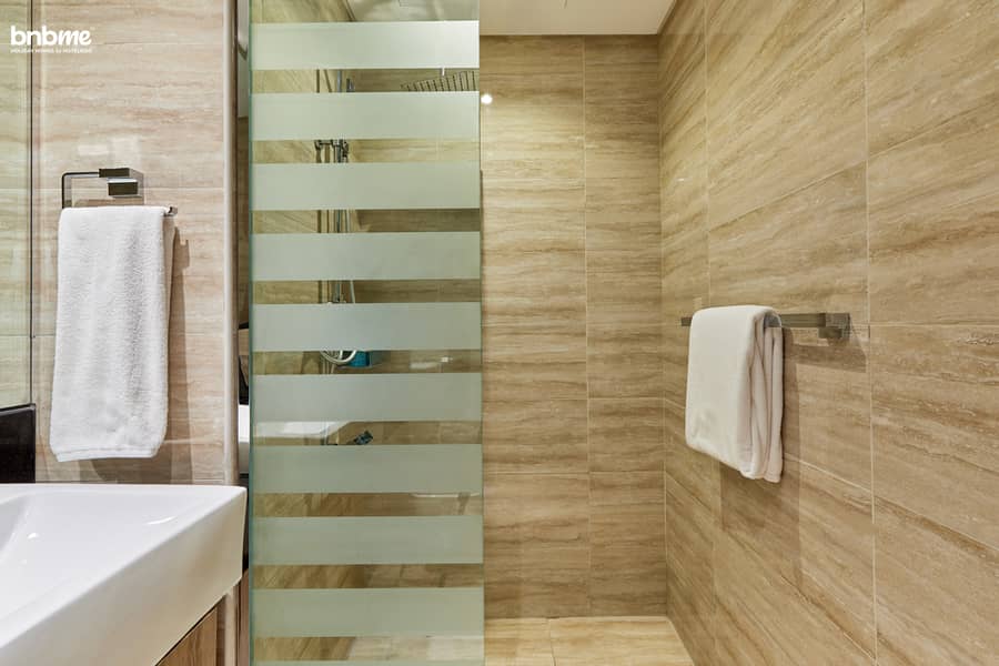 37 Washroom (1). jpg