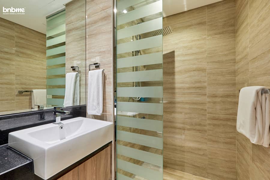 39 Washroom. jpg