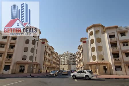 Shop for Rent in International City, Dubai - china-cluster-23787_xl. jpg