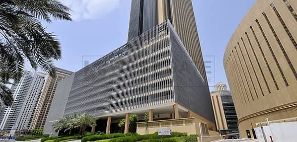 Spacious and Bright Office in Marina Plaza for Rent Spacious and Bright Office in Marina Plaza for Rent