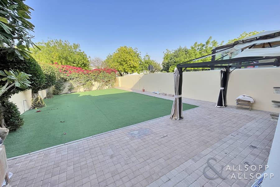 Vacant | Fully Extended | Huge PLOT 3M Vacant | Fully Extended | Huge PLOT 3M