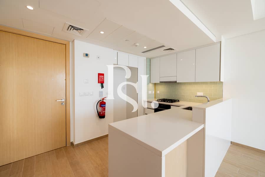 6 AP41307-mayan-yas-island-1br-yas-island-abu-dhabi-17. jpg