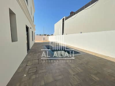 Good Location| 6 Bedroom Modern Family Villa |