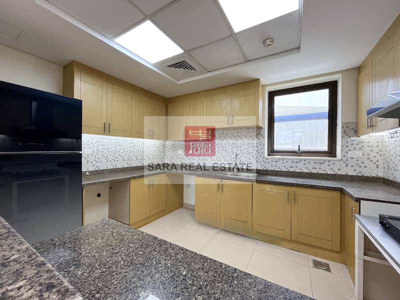 14 2.1 Kitchen. JPG