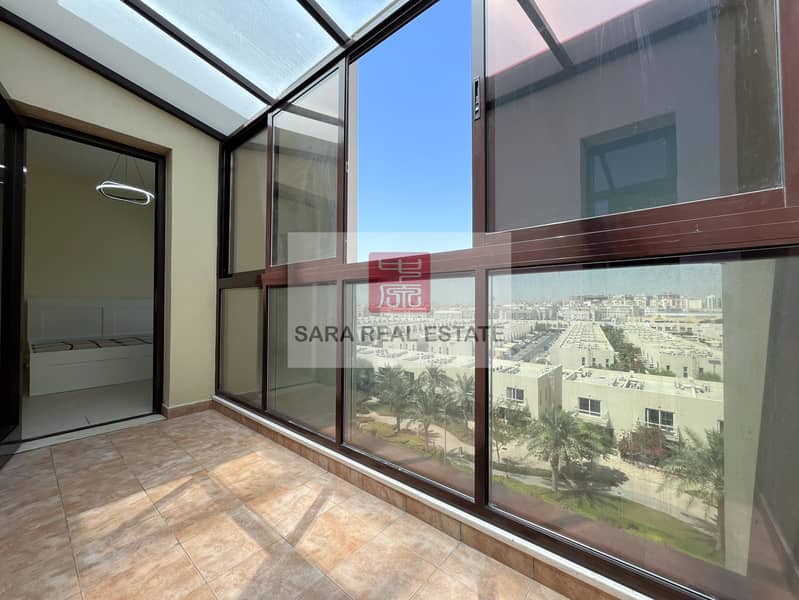 30 8.1 Master Balcony. JPG