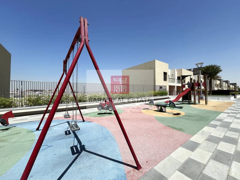 40 4.1 Kids Play Area. JPG