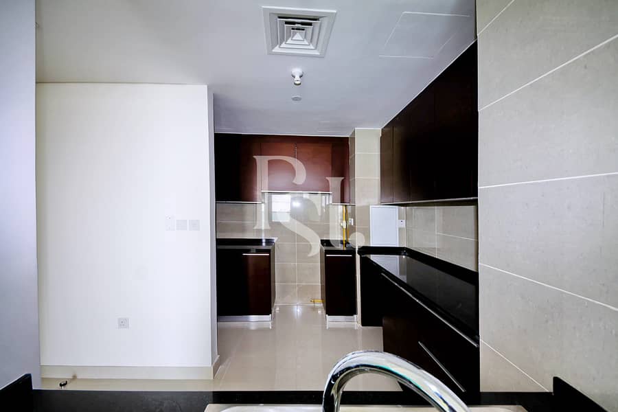 8 1BRM-Unit-2606-Marina-Blue-Marina-Square-Al-Reem-Island-Abu-Dhabi-UAE (27). jpg