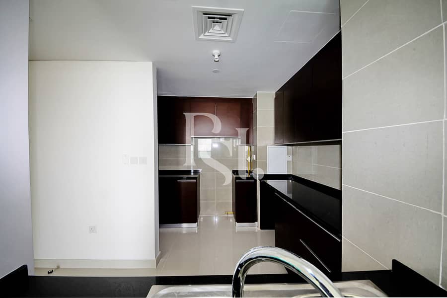 9 1BRM-Unit-2606-Marina-Blue-Marina-Square-Al-Reem-Island-Abu-Dhabi-UAE (2). jpg