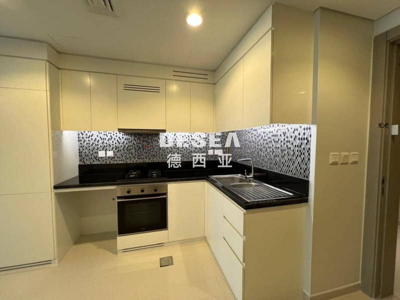 15 Aykon City Tower C, Business Bay (12). jpg