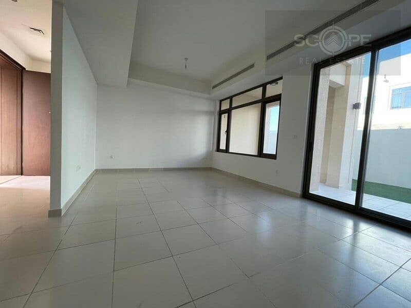 6 Photo 11. jpg