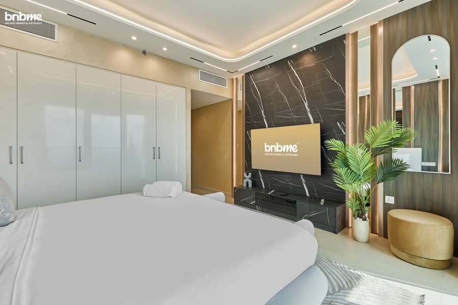 24 MasterBedroom (2). jpg