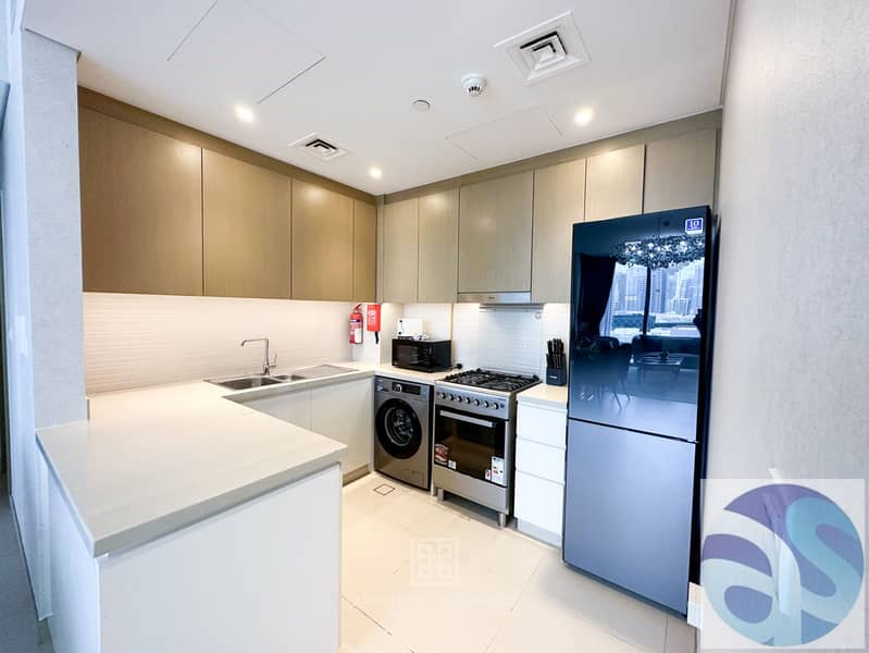 11 Kitchen 2. jpg